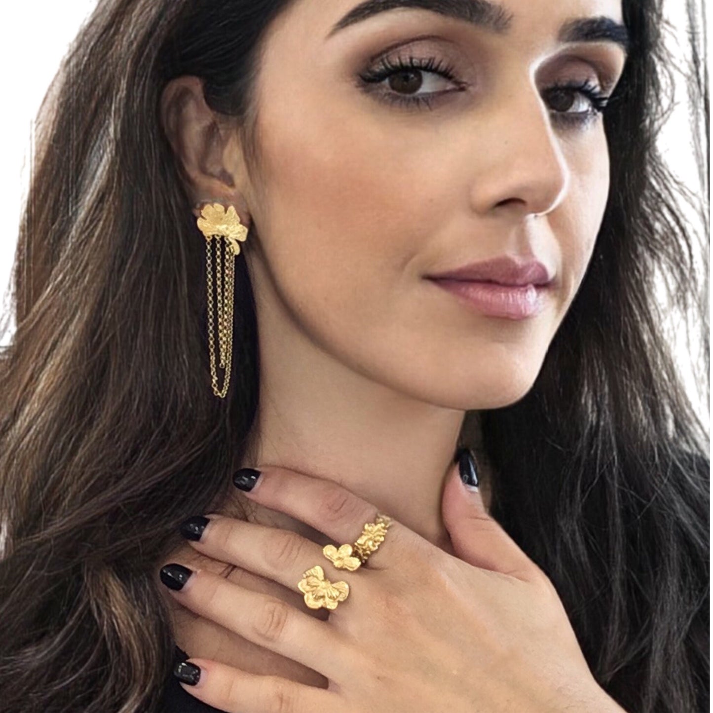 Anel Prata Dourada MACE