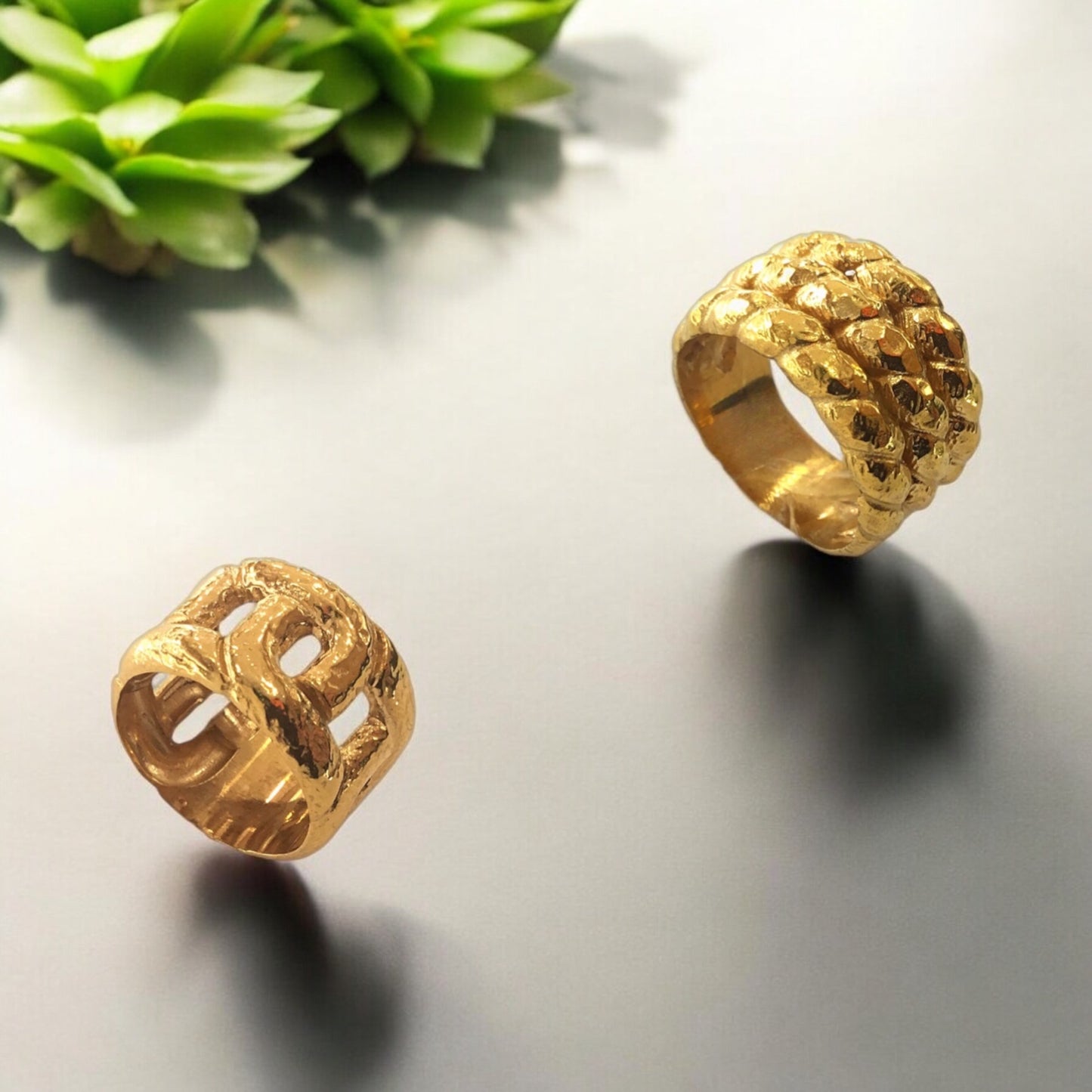 Anel Prata Dourada MACE