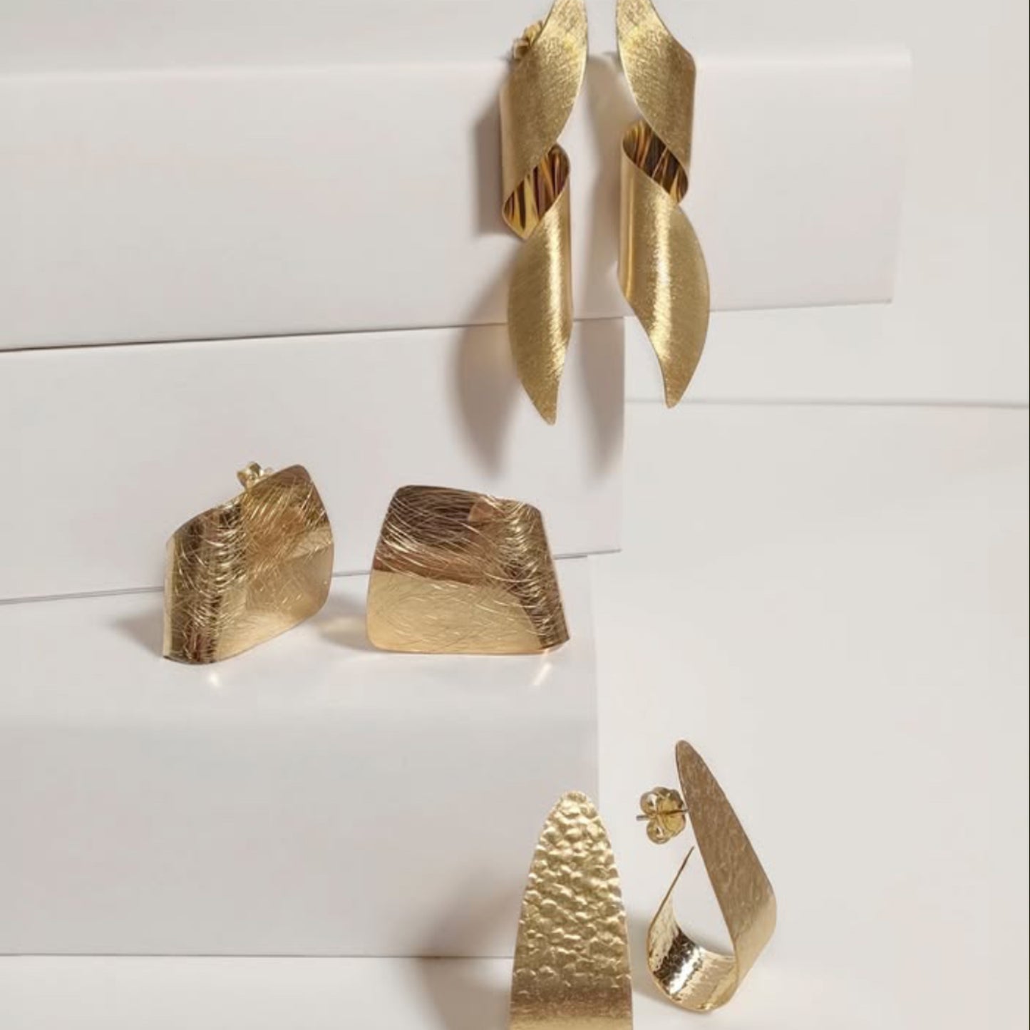 Brincos EUGÉNIO CAMPOS